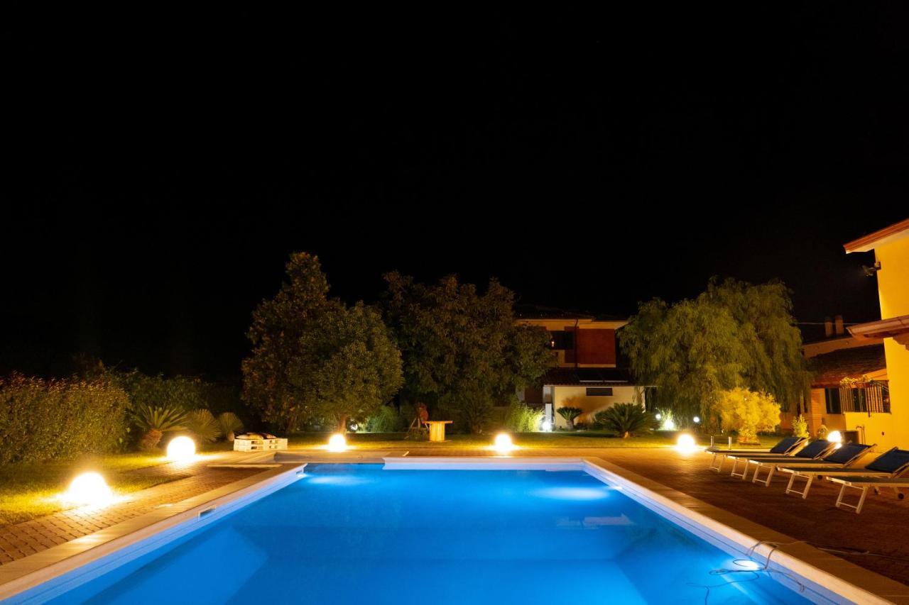 Agriturismo Casa Chiara Latina Exterior foto